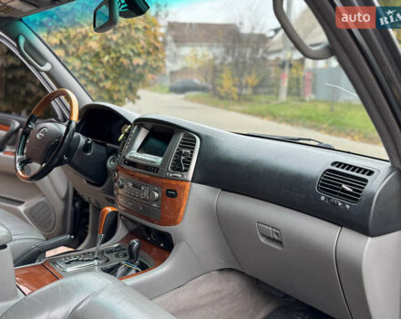 Сірий Лексус ЛХ, об'ємом двигуна 4.66 л та пробігом 220 тис. км за 11000 $, фото 28 на Automoto.ua