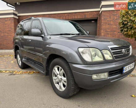 Сірий Лексус ЛХ, об'ємом двигуна 4.66 л та пробігом 220 тис. км за 11000 $, фото 1 на Automoto.ua