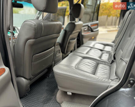 Сірий Лексус ЛХ, об'ємом двигуна 4.66 л та пробігом 220 тис. км за 11000 $, фото 35 на Automoto.ua