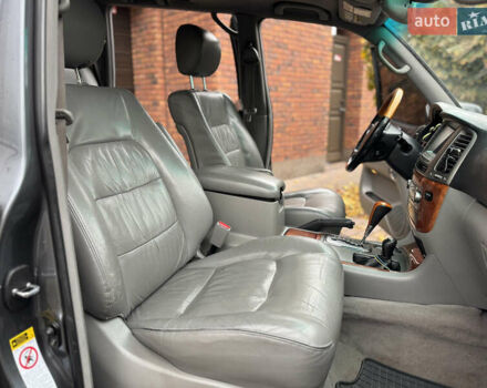 Сірий Лексус ЛХ, об'ємом двигуна 4.66 л та пробігом 220 тис. км за 11000 $, фото 38 на Automoto.ua