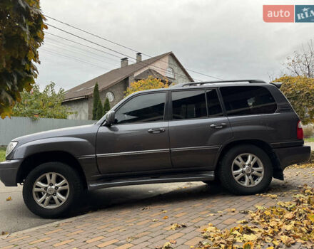 Сірий Лексус ЛХ, об'ємом двигуна 4.66 л та пробігом 220 тис. км за 11000 $, фото 6 на Automoto.ua