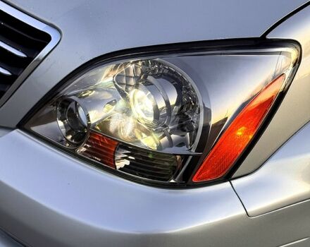 Серый Лексус ЛХ, объемом двигателя 4.7 л и пробегом 217 тыс. км за 14200 $, фото 7 на Automoto.ua