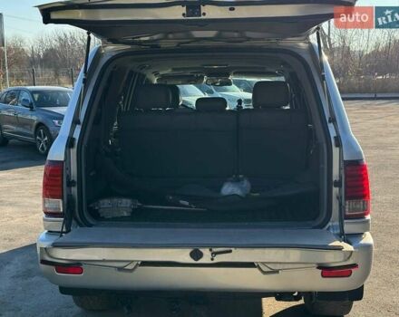 Сірий Лексус ЛХ, об'ємом двигуна 4.66 л та пробігом 227 тис. км за 15200 $, фото 11 на Automoto.ua