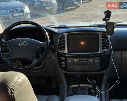 Сірий Лексус ЛХ, об'ємом двигуна 4.66 л та пробігом 227 тис. км за 15200 $, фото 34 на Automoto.ua