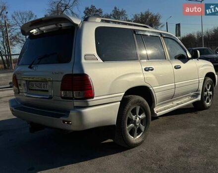 Сірий Лексус ЛХ, об'ємом двигуна 4.66 л та пробігом 227 тис. км за 15200 $, фото 6 на Automoto.ua