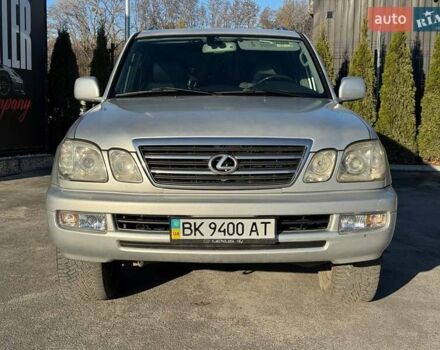 Сірий Лексус ЛХ, об'ємом двигуна 4.66 л та пробігом 227 тис. км за 15200 $, фото 3 на Automoto.ua