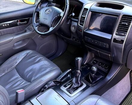 Серый Лексус ЛХ, объемом двигателя 4.7 л и пробегом 217 тыс. км за 14200 $, фото 11 на Automoto.ua