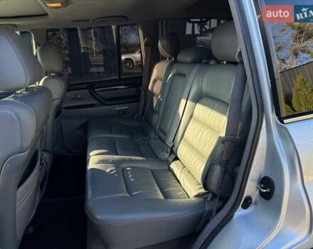 Сірий Лексус ЛХ, об'ємом двигуна 4.66 л та пробігом 227 тис. км за 15200 $, фото 31 на Automoto.ua