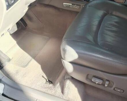 Серый Лексус ЛХ, объемом двигателя 4.67 л и пробегом 258 тыс. км за 19000 $, фото 33 на Automoto.ua