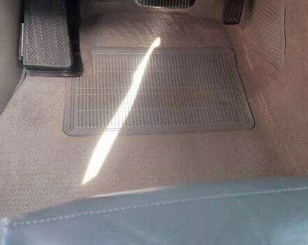 Серый Лексус ЛХ, объемом двигателя 4.67 л и пробегом 258 тыс. км за 19000 $, фото 34 на Automoto.ua