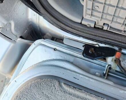 Серый Лексус ЛХ, объемом двигателя 4.67 л и пробегом 258 тыс. км за 19000 $, фото 64 на Automoto.ua