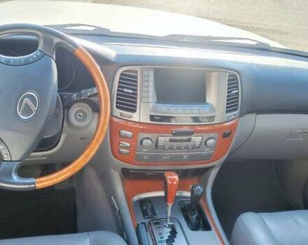 Серый Лексус ЛХ, объемом двигателя 4.67 л и пробегом 258 тыс. км за 19000 $, фото 39 на Automoto.ua