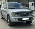 Серый Лексус ЛХ, объемом двигателя 4.7 л и пробегом 245 тыс. км за 25000 $, фото 1 на Automoto.ua