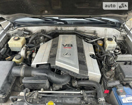 Сірий Лексус ЛХ, об'ємом двигуна 4.7 л та пробігом 232 тис. км за 21900 $, фото 15 на Automoto.ua
