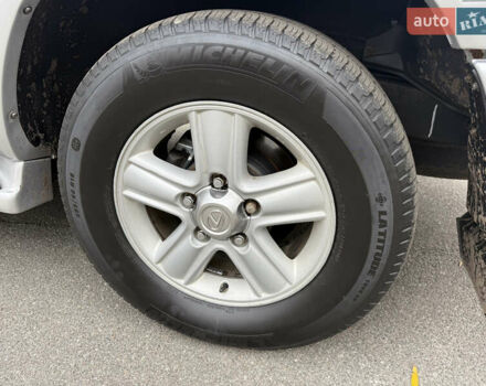 Серый Лексус ЛХ, объемом двигателя 4.7 л и пробегом 306 тыс. км за 14500 $, фото 18 на Automoto.ua