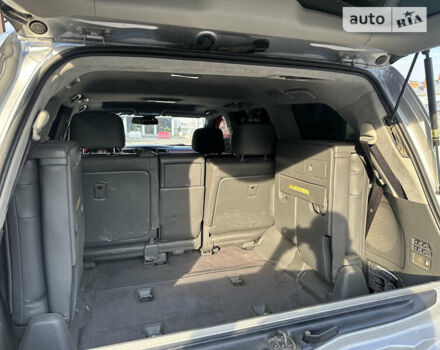 Серый Лексус ЛХ, объемом двигателя 5.66 л и пробегом 243 тыс. км за 25800 $, фото 78 на Automoto.ua