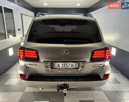 Серый Лексус ЛХ, объемом двигателя 5.66 л и пробегом 273 тыс. км за 24900 $, фото 67 на Automoto.ua