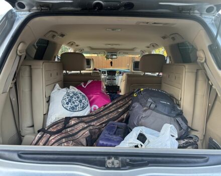 Серый Лексус ЛХ, объемом двигателя 5.7 л и пробегом 320 тыс. км за 22300 $, фото 9 на Automoto.ua