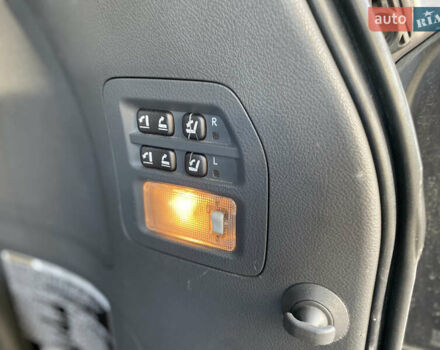 Сірий Лексус ЛХ, об'ємом двигуна 5.66 л та пробігом 295 тис. км за 20999 $, фото 17 на Automoto.ua