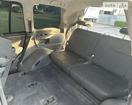 Серый Лексус ЛХ, объемом двигателя 5.66 л и пробегом 243 тыс. км за 28500 $, фото 46 на Automoto.ua