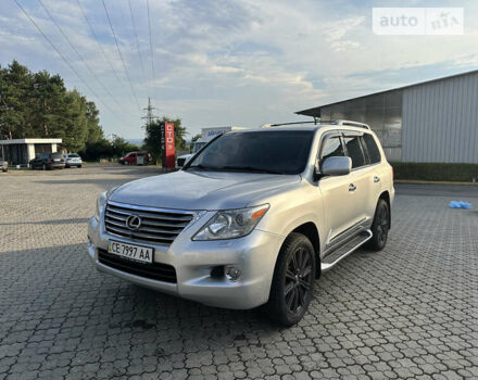 Серый Лексус ЛХ, объемом двигателя 5.66 л и пробегом 243 тыс. км за 25800 $, фото 6 на Automoto.ua