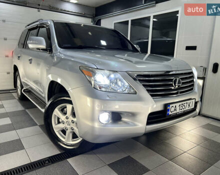 Серый Лексус ЛХ, объемом двигателя 5.66 л и пробегом 273 тыс. км за 24900 $, фото 29 на Automoto.ua