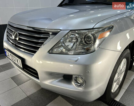 Серый Лексус ЛХ, объемом двигателя 5.66 л и пробегом 273 тыс. км за 24900 $, фото 12 на Automoto.ua