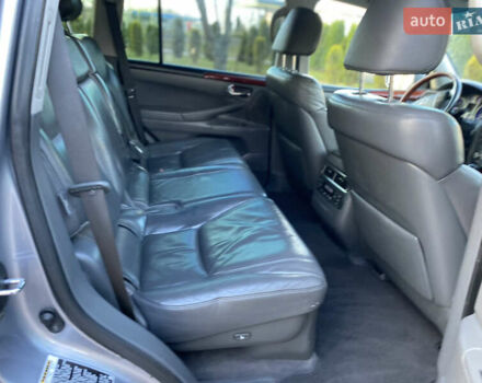 Сірий Лексус ЛХ, об'ємом двигуна 5.66 л та пробігом 295 тис. км за 20999 $, фото 18 на Automoto.ua