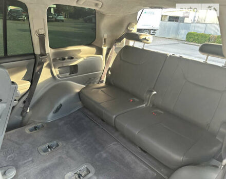 Серый Лексус ЛХ, объемом двигателя 5.66 л и пробегом 243 тыс. км за 28500 $, фото 45 на Automoto.ua