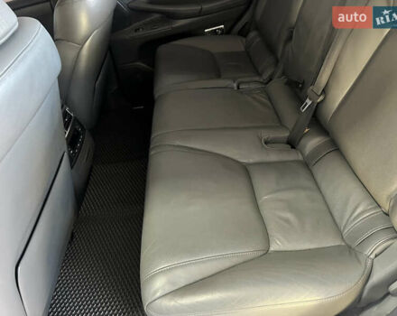 Серый Лексус ЛХ, объемом двигателя 5.66 л и пробегом 273 тыс. км за 24900 $, фото 84 на Automoto.ua