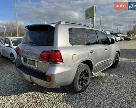 Сірий Лексус ЛХ, об'ємом двигуна 5.66 л та пробігом 303 тис. км за 22000 $, фото 10 на Automoto.ua