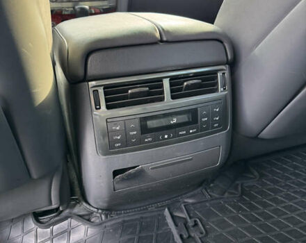 Сірий Лексус ЛХ, об'ємом двигуна 5.66 л та пробігом 303 тис. км за 22000 $, фото 25 на Automoto.ua