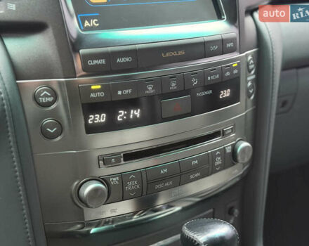 Сірий Лексус ЛХ, об'ємом двигуна 5.66 л та пробігом 246 тис. км за 24999 $, фото 18 на Automoto.ua