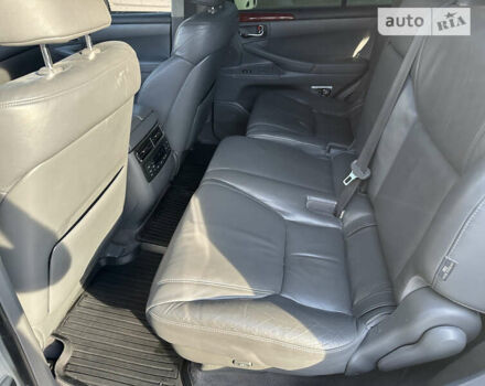 Серый Лексус ЛХ, объемом двигателя 5.66 л и пробегом 243 тыс. км за 28500 $, фото 52 на Automoto.ua