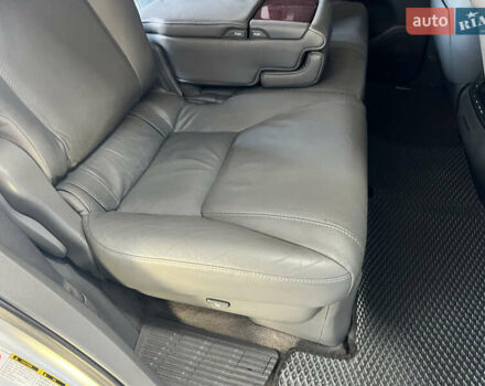 Серый Лексус ЛХ, объемом двигателя 5.66 л и пробегом 273 тыс. км за 24900 $, фото 82 на Automoto.ua