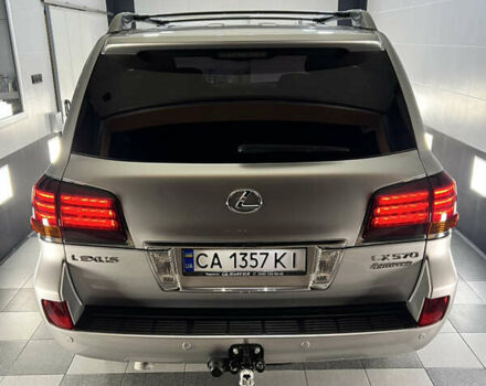 Серый Лексус ЛХ, объемом двигателя 5.66 л и пробегом 273 тыс. км за 24900 $, фото 66 на Automoto.ua