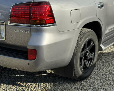 Сірий Лексус ЛХ, об'ємом двигуна 5.66 л та пробігом 303 тис. км за 22000 $, фото 41 на Automoto.ua