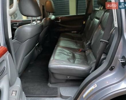 Сірий Лексус ЛХ, об'ємом двигуна 5.7 л та пробігом 295 тис. км за 21555 $, фото 27 на Automoto.ua