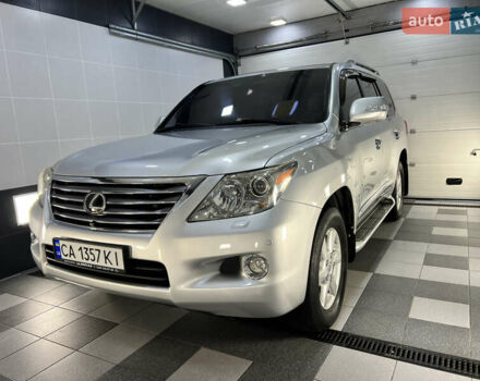 Серый Лексус ЛХ, объемом двигателя 5.66 л и пробегом 273 тыс. км за 24900 $, фото 8 на Automoto.ua