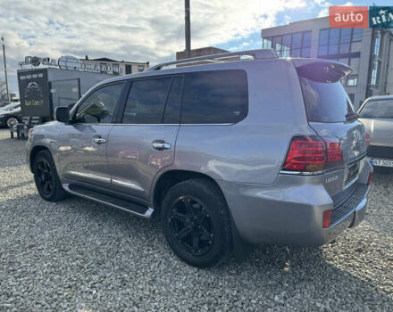 Сірий Лексус ЛХ, об'ємом двигуна 5.66 л та пробігом 303 тис. км за 22000 $, фото 7 на Automoto.ua