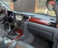 Сірий Лексус ЛХ, об'ємом двигуна 5.7 л та пробігом 295 тис. км за 21555 $, фото 34 на Automoto.ua