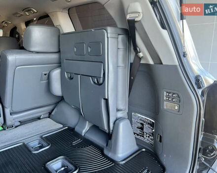 Серый Лексус ЛХ, объемом двигателя 5.66 л и пробегом 273 тыс. км за 24900 $, фото 73 на Automoto.ua