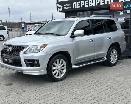 Серый Лексус ЛХ, объемом двигателя 5.66 л и пробегом 255 тыс. км за 24900 $, фото 2 на Automoto.ua