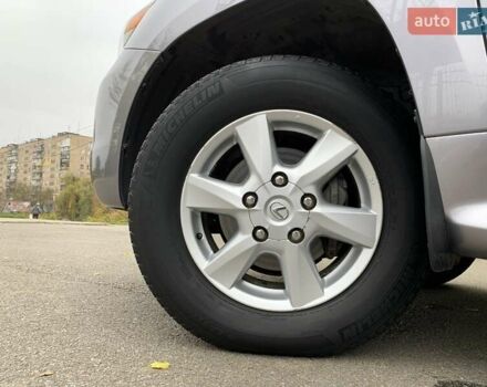 Серый Лексус ЛХ, объемом двигателя 5.66 л и пробегом 175 тыс. км за 32800 $, фото 23 на Automoto.ua