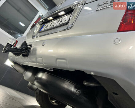 Серый Лексус ЛХ, объемом двигателя 5.66 л и пробегом 273 тыс. км за 24900 $, фото 65 на Automoto.ua