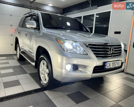 Серый Лексус ЛХ, объемом двигателя 5.66 л и пробегом 273 тыс. км за 24900 $, фото 43 на Automoto.ua