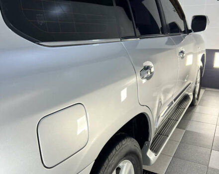 Серый Лексус ЛХ, объемом двигателя 5.66 л и пробегом 273 тыс. км за 24900 $, фото 59 на Automoto.ua