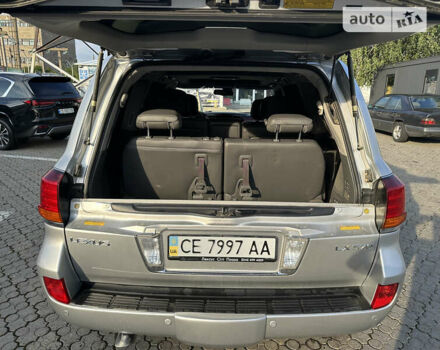 Серый Лексус ЛХ, объемом двигателя 5.66 л и пробегом 243 тыс. км за 25800 $, фото 72 на Automoto.ua