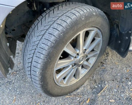 Сірий Лексус ЛХ, об'ємом двигуна 5.66 л та пробігом 295 тис. км за 20999 $, фото 8 на Automoto.ua