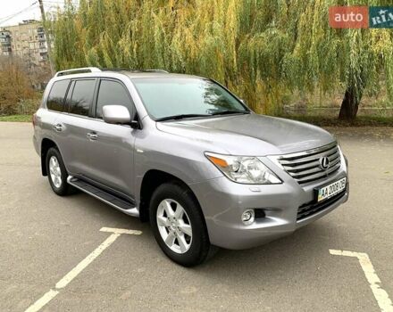 Серый Лексус ЛХ, объемом двигателя 5.66 л и пробегом 175 тыс. км за 32800 $, фото 21 на Automoto.ua
